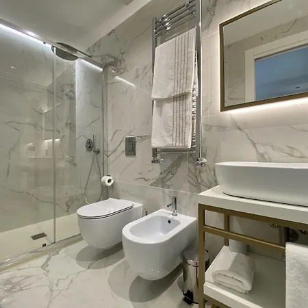 Salemare & 招待所