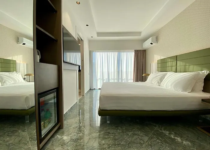 Salemare & צ'פאלו