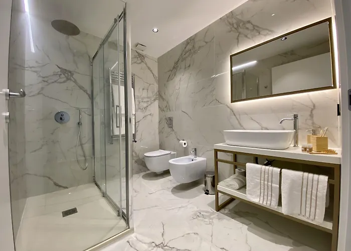 Salemare & צ'פאלו