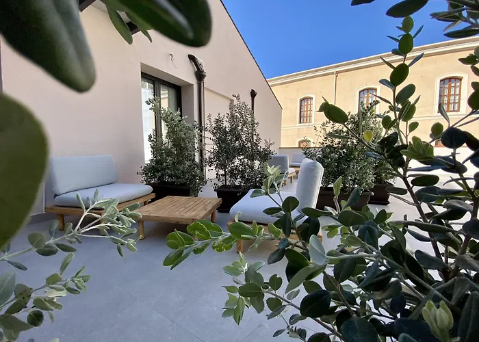 Salemare & צ'פאלו