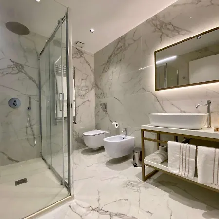 Salemare & Guest house 4*