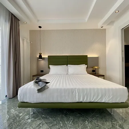 Guest house Salemare & 4*