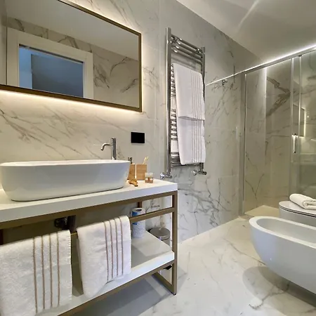 Guest house Salemare & 4*