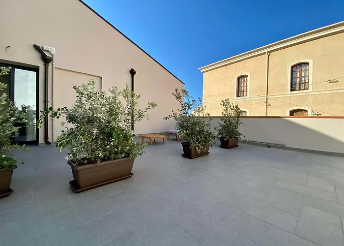 Salemare & 4* Cefalu