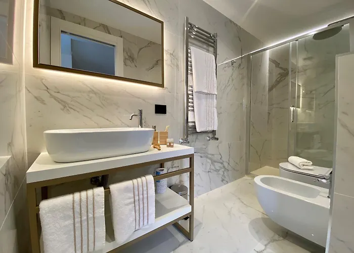 Guest house Salemare & 4*